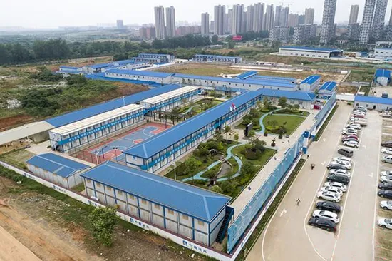 Vorgefertigte Wohneinheit, 20 Fuß, erweiterbares modulares Versandcontainerhaus für die Baustelle